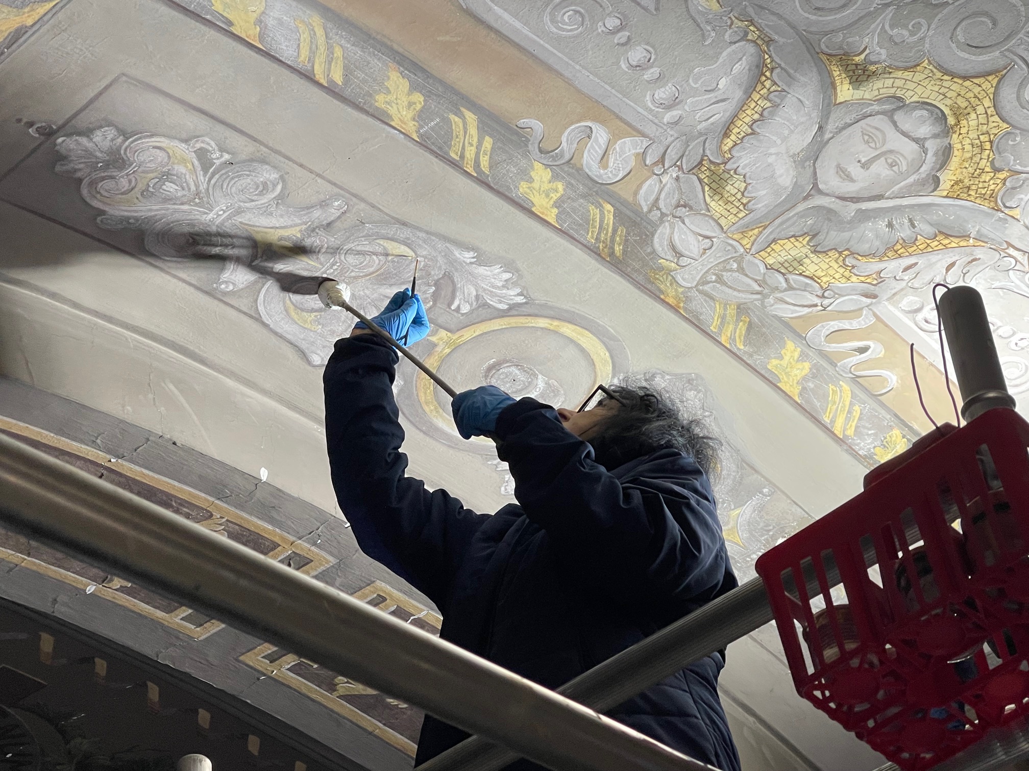 2 Conservation of decorated surfaces